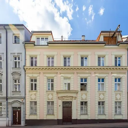 Historical Hideaway Pressburg