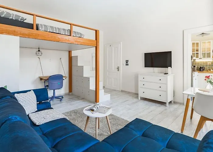 Historical Hideaway Apartament